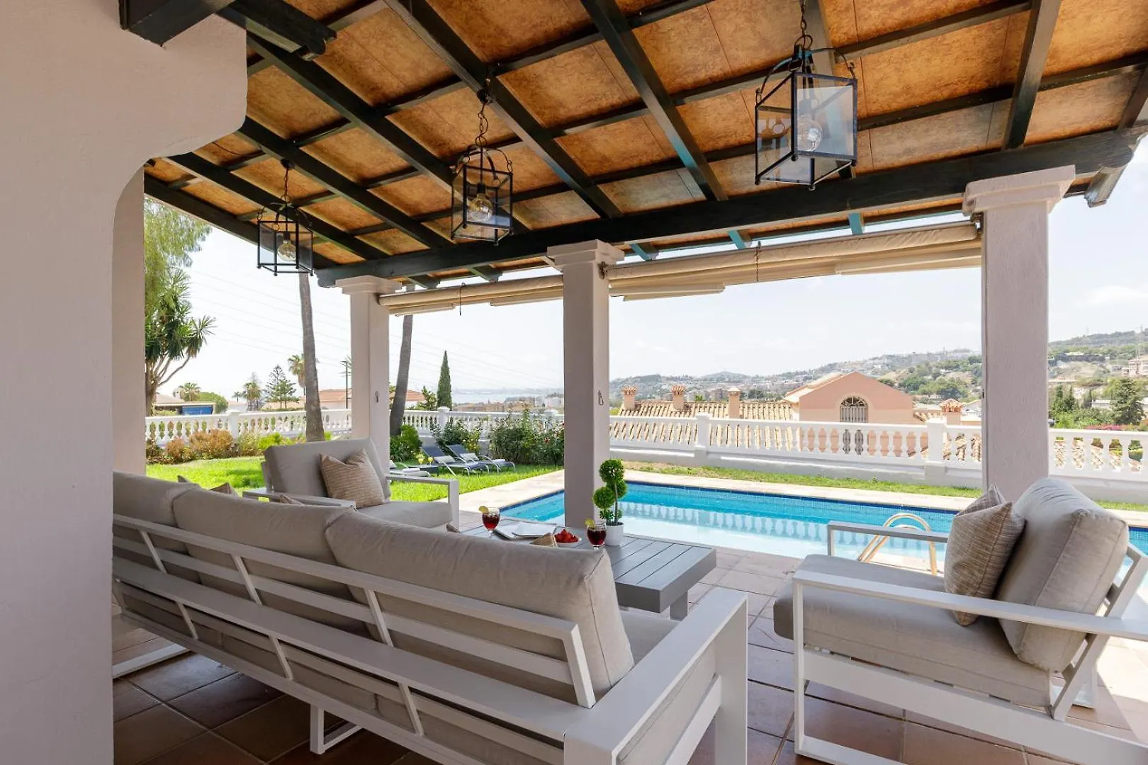 Villa Vista Mediterraneo マラガ 0*,  スペイン